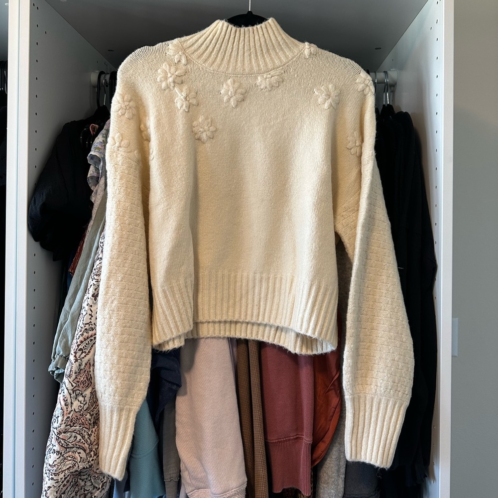 Floral Cropped Sweater